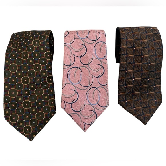 Sturbridge 100% Silk Ties - XL Length Set Of 3 - 1 New Never Worn & 2 EUC - Picture 1 of 8